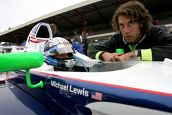 michael-lines-up-p3-on-the-grid