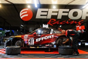 The EFFORT Racing team prepares the No. 41 EFFORT Racing/Curb-Agajanian Porsche 911 GT3 R for driver Michael Lewis before he qualified for the Grand Prix of St. Petersburg on Friday, March 27.