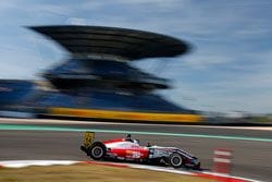 081712_CarOnTrack_sm