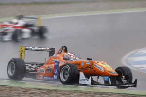 American Michael Lewis captured his 8th Top-10 finish of the 2013 FIA Formula 3 European Championship at the season-ending Race 30 at Germany's Hockenheimring, on Sunday, October 20. Photos by Thomas Suer.
